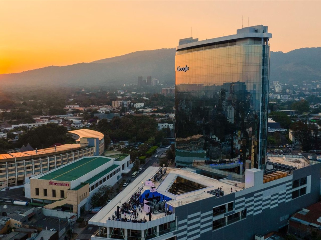 El FMI reitera que El Salvador crecerá un 3% en 2025