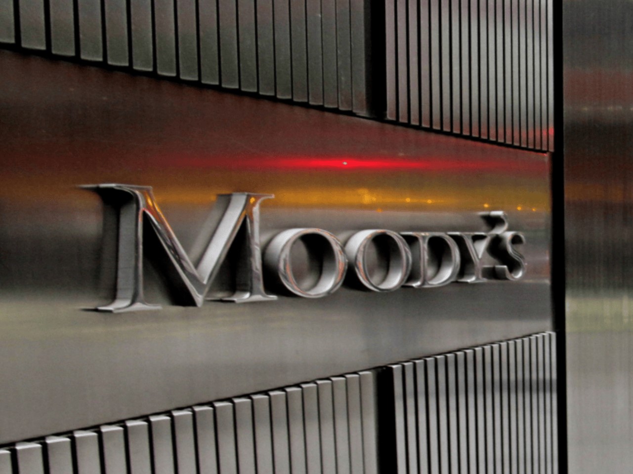 Moody’s Ratings mejoró la calificación de riesgo de El Salvador