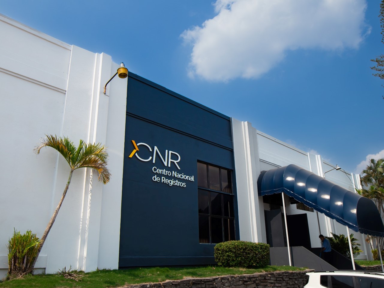 El CNR registró 1,150 nuevas empresas entre enero y febrero en El Salvador