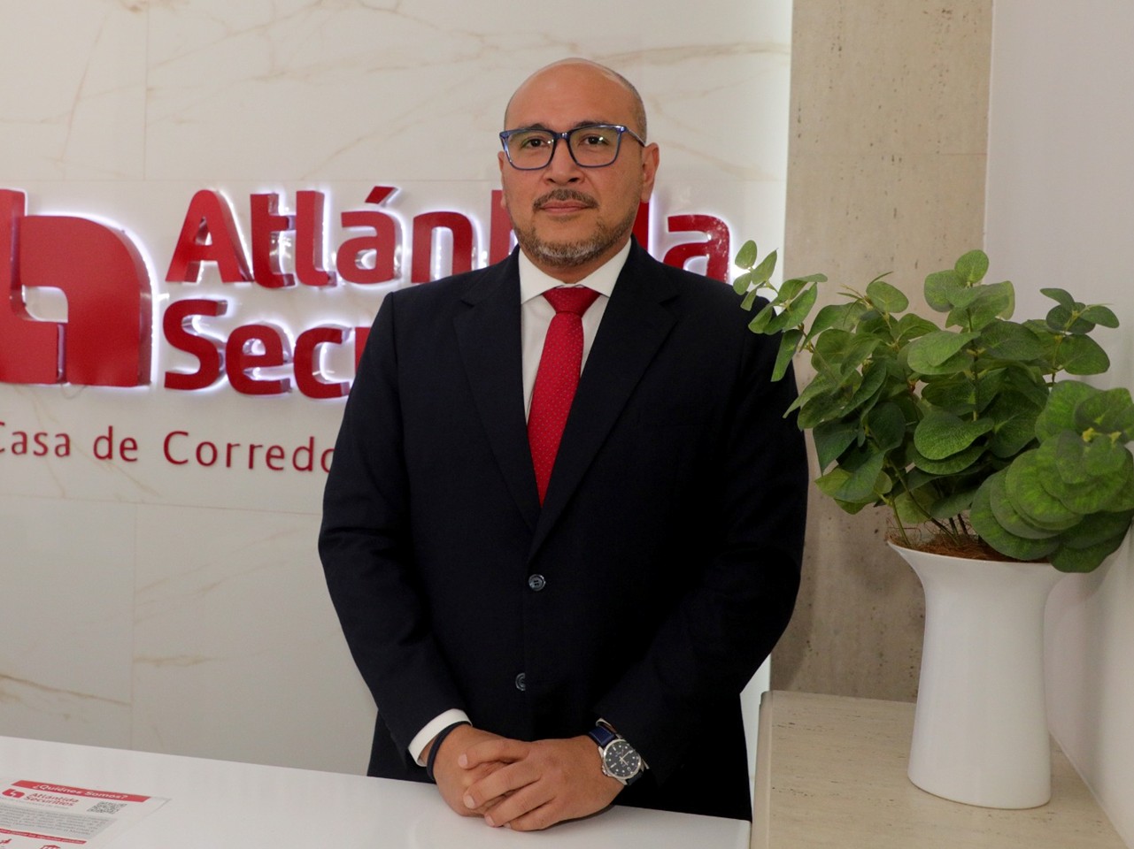 Atlántida Securities apuesta por la tokenización y banca de inversión en El Salvador