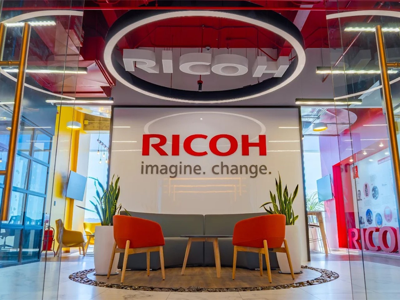 Ricoh Latam apuesta por la estabilidad y seguridad de El Salvador